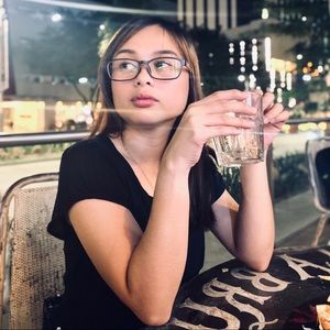 Meet your Posher, Jhunny